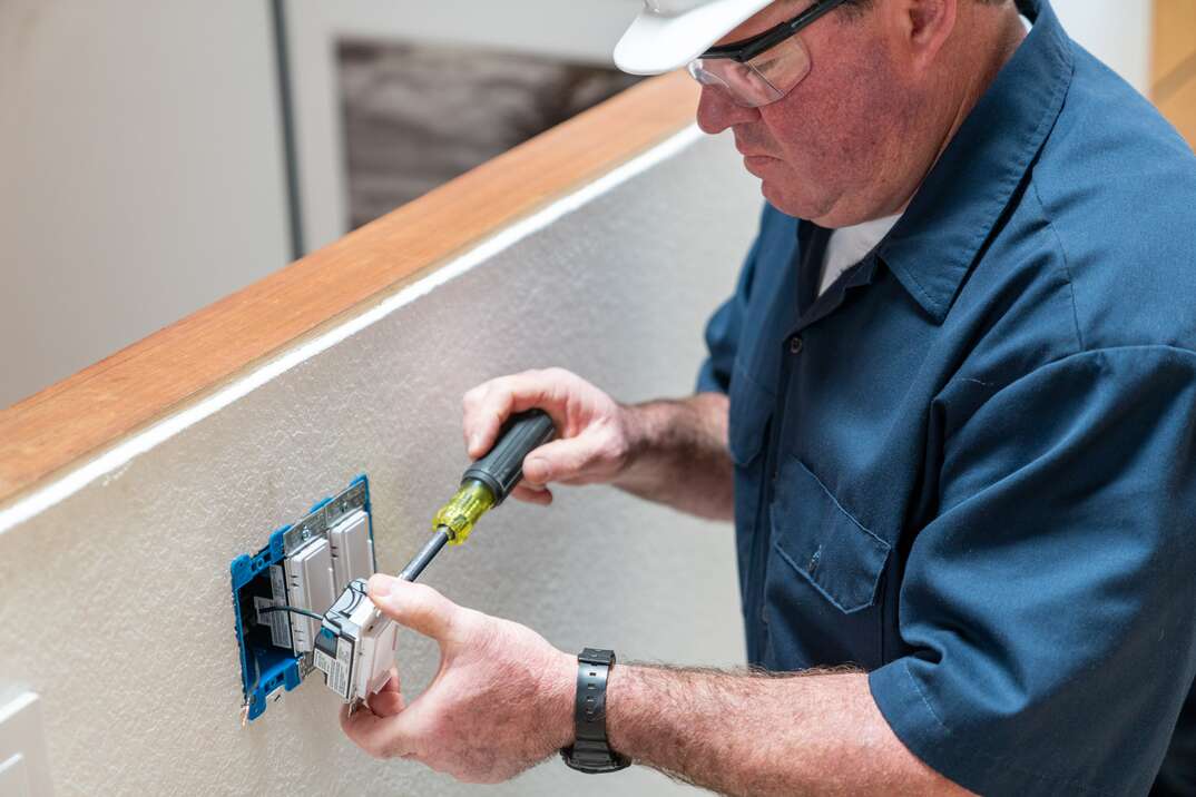 Pittsburgh Homeowner Saves Over $1,000 on Electrical Repairs
